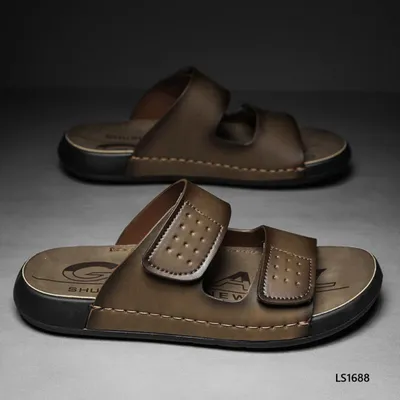 Velvet Stride Men's Sandal