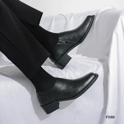 Renvor Crest Formal Shoes