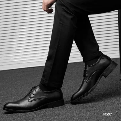 Zorvane Crest Formal Shoes