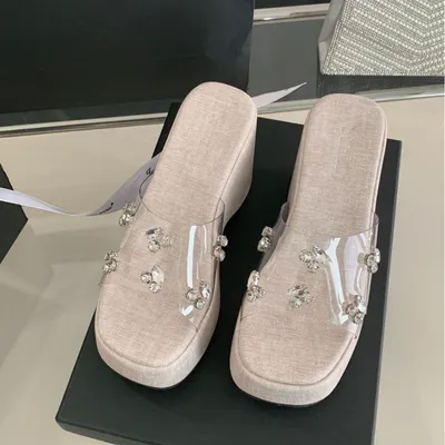 CRYSTAL WHISPER WEDGES US1018-74Ap