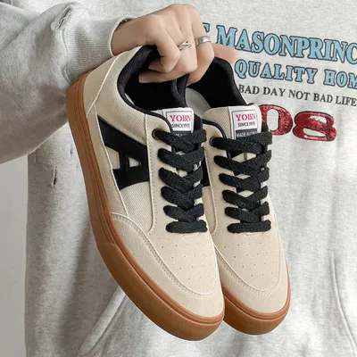 LOW-TOP COMFORTABLE TRENDY SNEAKERS GB-2239