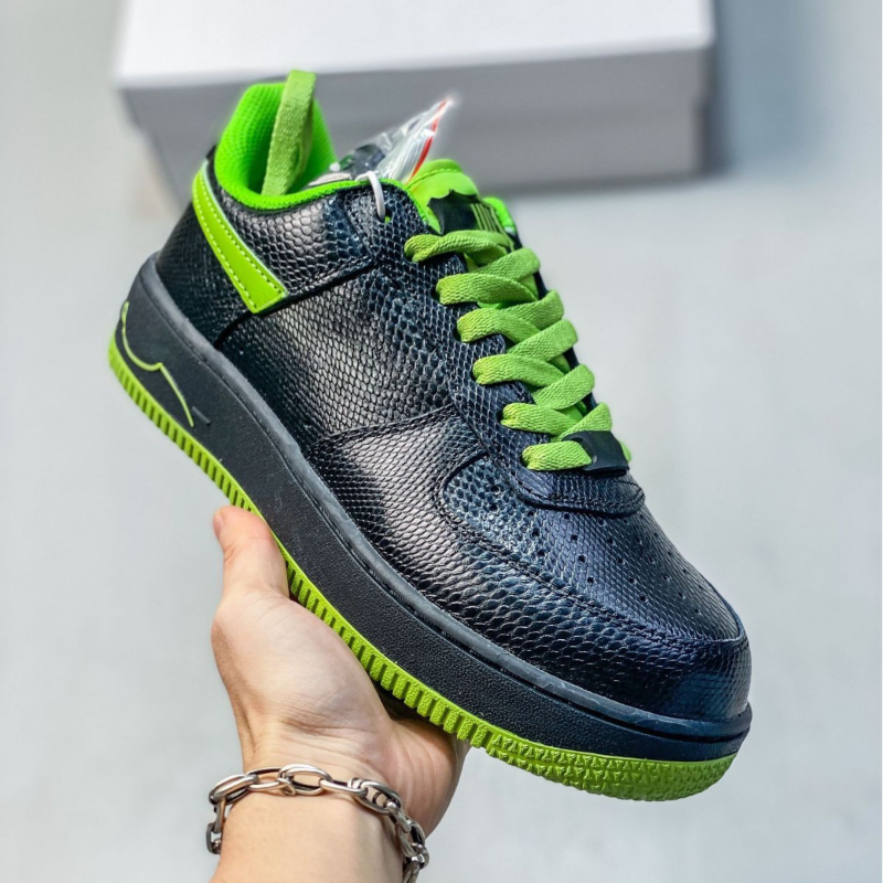 VERSATILE COMFORTABLE CASUAL SNEAKERS GB-AF11