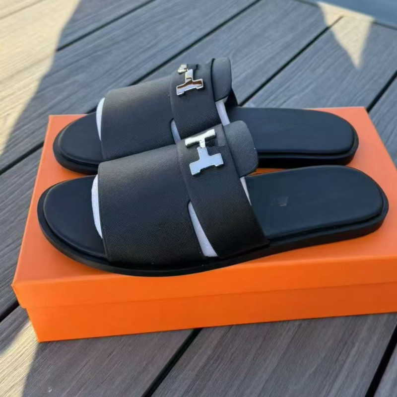 EUROPEAN STYLE SUMMER MEN'S SLIPPERS 1361B