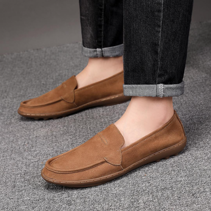 BREATHABLE SLIP-ON SOFT-SOLED LEATHER SHOES GB-2355