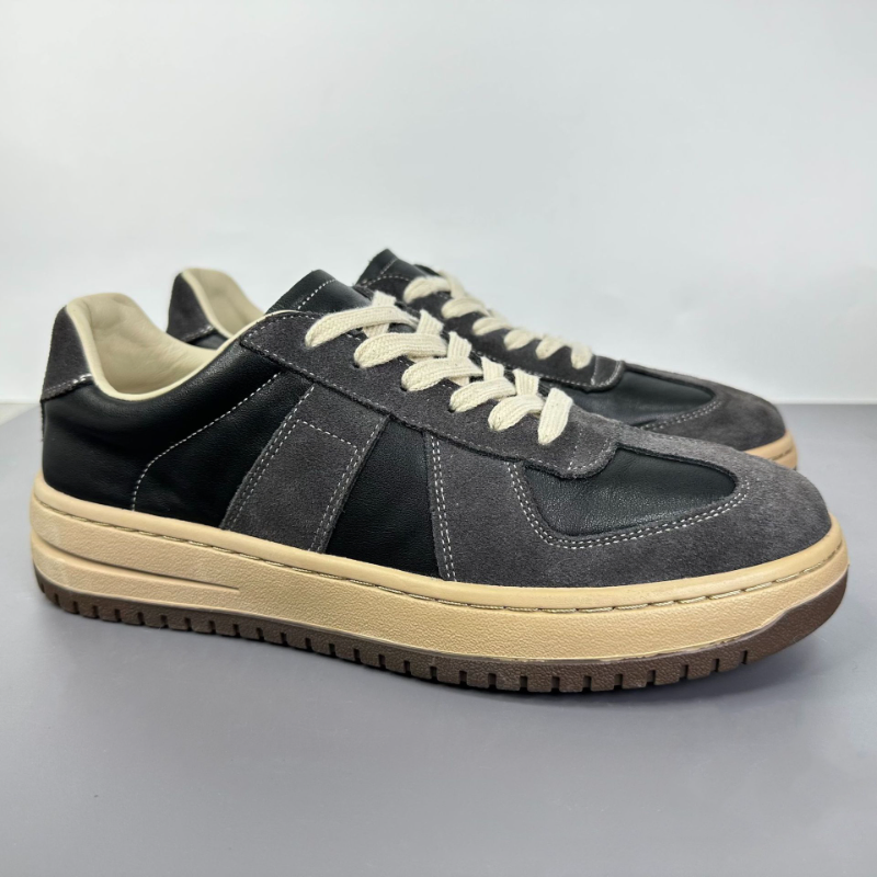 VERSATILE TRENDY BREATHABLE SNEAKERS GB-0825