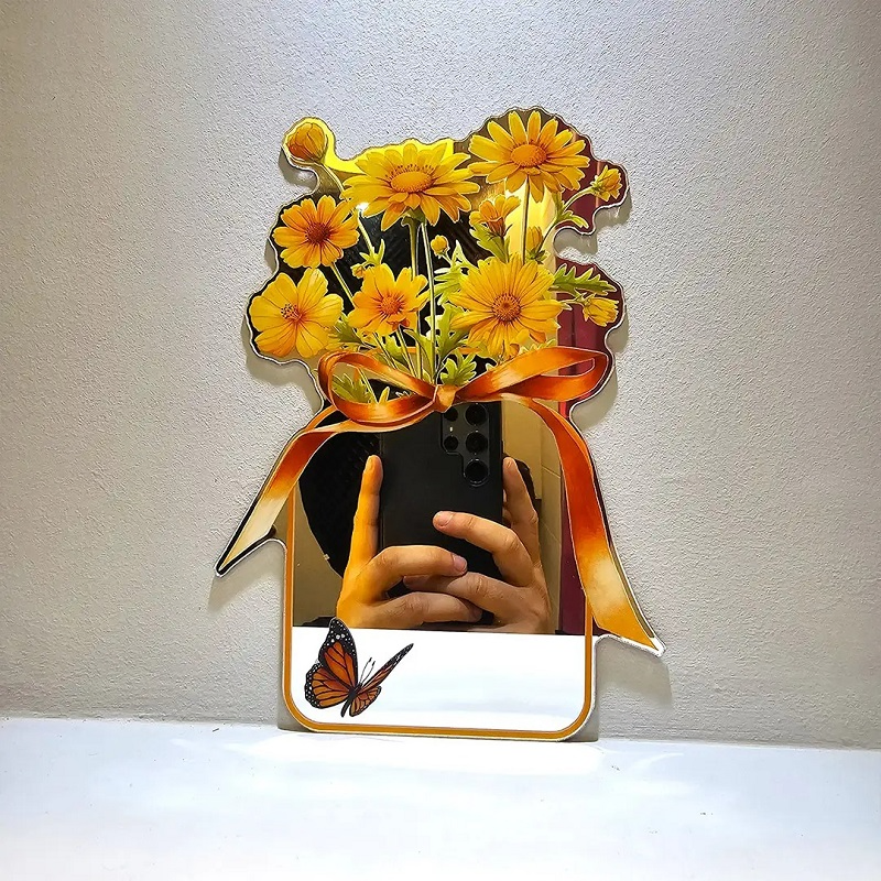  Flower Shaped Attractive Mirror (1 Pc)