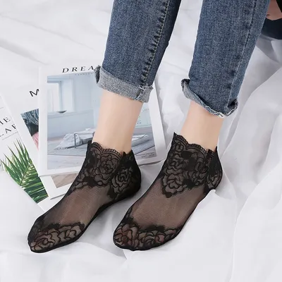 Shallow Transparent Invisible Thin Non Slip Lace Socks (1 Pair)