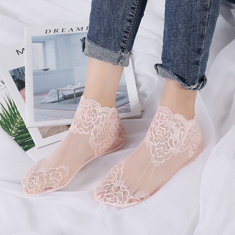 Shallow Transparent Invisible Thin Non Slip Lace Socks (1 Pair)