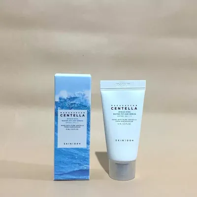 Skin1004 Madagascar Hyalu Cica Water Fit Sun Serum SPF50+ PA++++ 15ml (Mini)