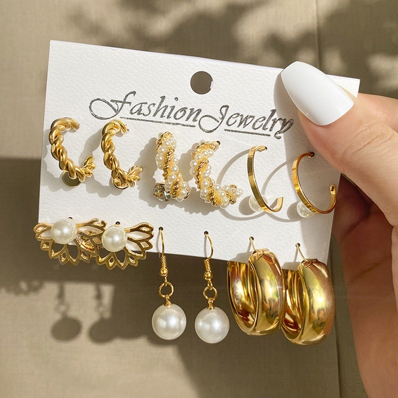 9 Pairs Elegant Circle Pearl Earring Set