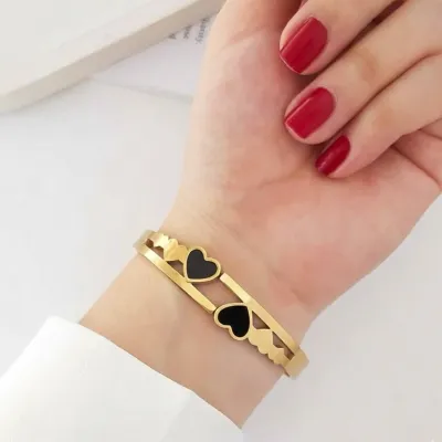 Gold Plated Heart Shaped Bracelet 