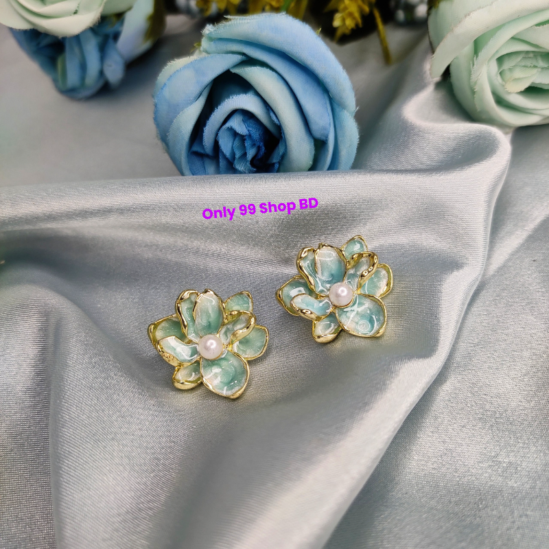 Korean-style Floral Pearl Earrings