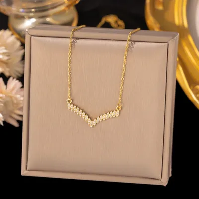 Zirconium Micro-Inlaid V-Shape Necklace