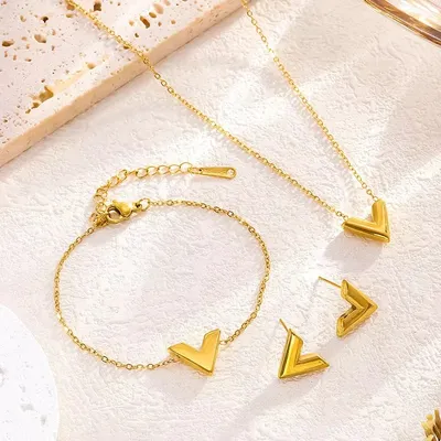 Gold Plated V Letter Necklace Set