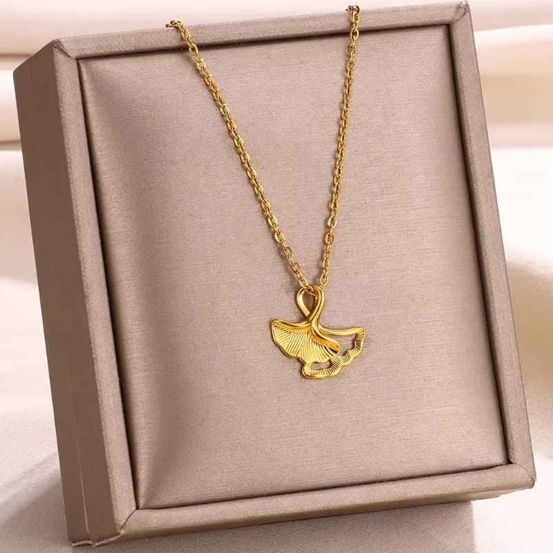 Ginkgo Leaf Snake Chain Necklace