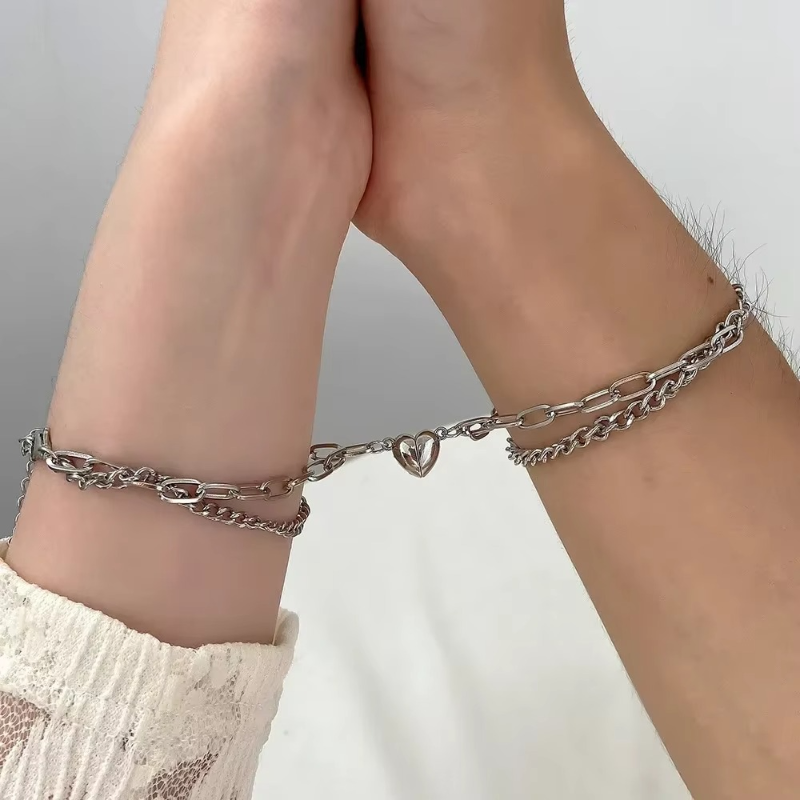 2 Pcs Magnetic Heart Bracelet Set