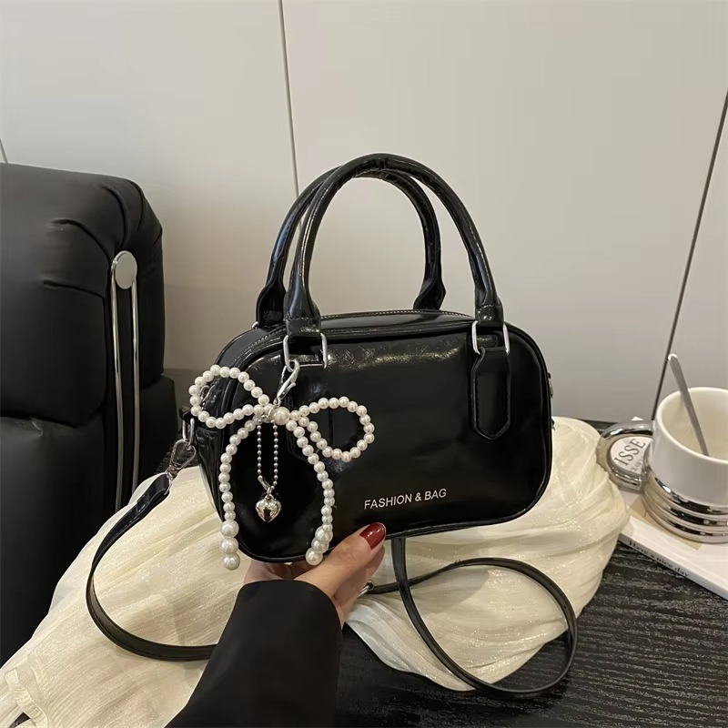 Minimalist Small Square Shoulder bag With Bowknot