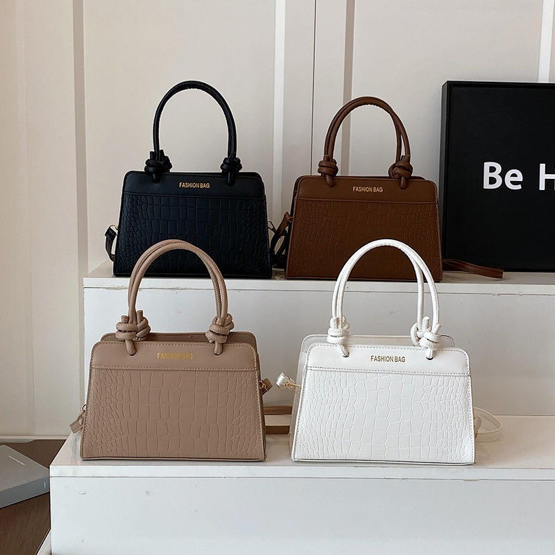 Elegant Crocodile Pattern Women's Bag