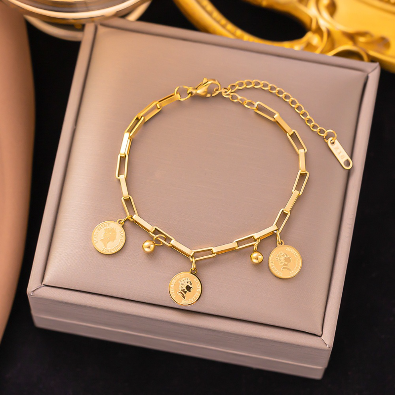 Queen Crown Charm Link Bracelet