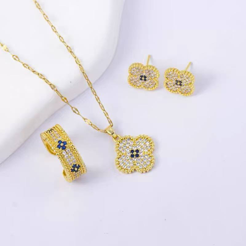 Stainless Steel Clover Zircon Necklace Sets