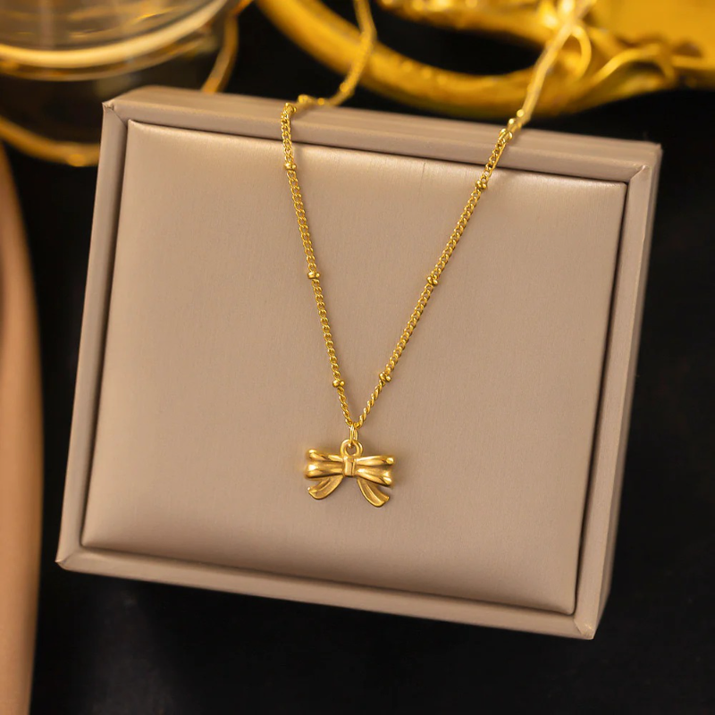 Clean Girl Era Bow Gold Plated Charm Necklace 