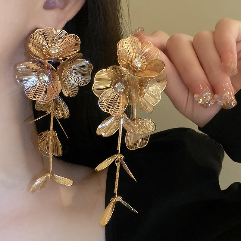 Elegant Long Petal Tassel Earrings