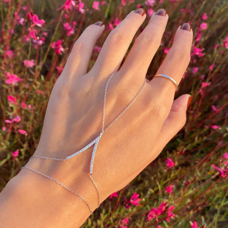 V-Shaped Slave Aliban Bracelet