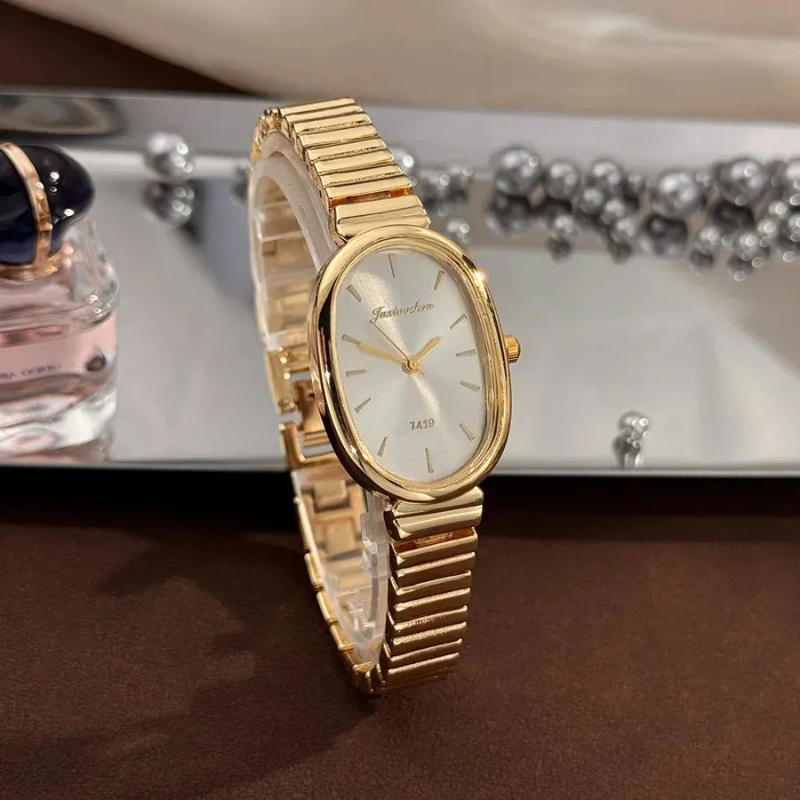 Oval Small Dial Bamboo Strap Wrist Watch