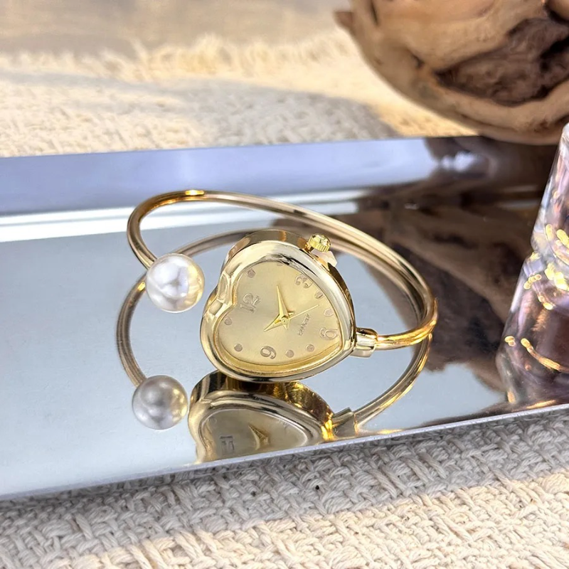 Creative Heart-Shaped Dial Adjustable Open Design Watch