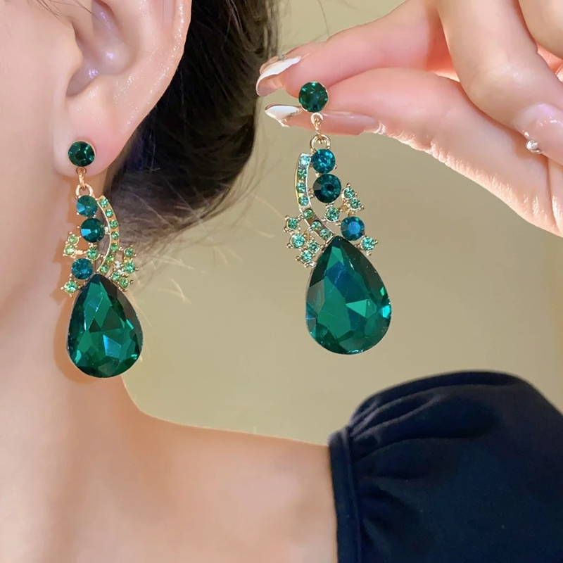 Women's Crystal Teardrop Necklace Set 