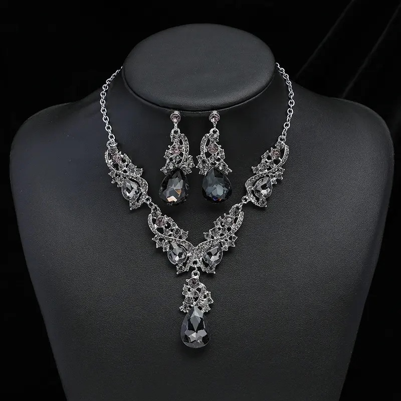 Women's Crystal Teardrop Necklace Set 