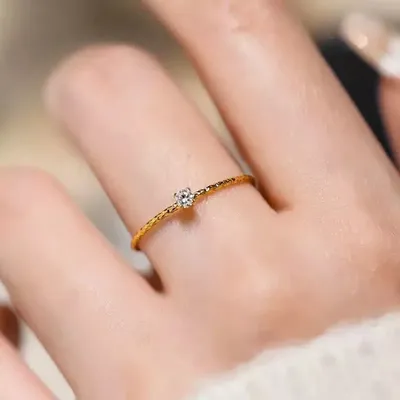 Minimalist Women's Finger Ring