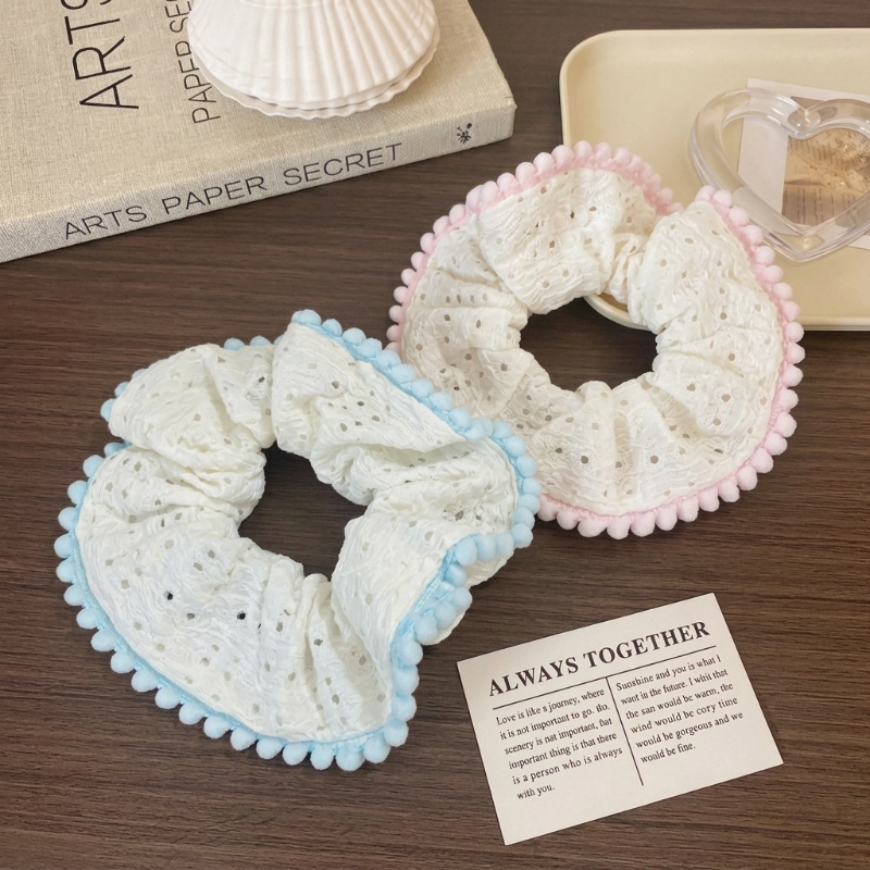 Sweet and Versatile Lace Scrunchies (2 Pcs)