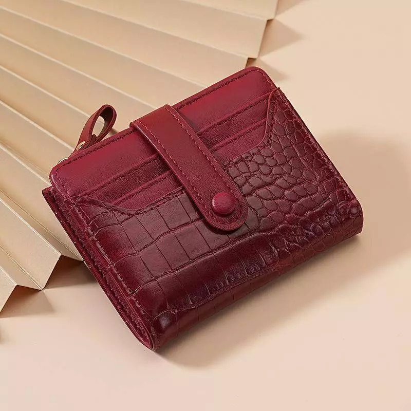 Minimalist Women's Crocodile Pattern Wallet
