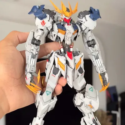Wolf Technology 1/100 Wolf Model Kit - Inspired by Barbatos Lupus Rex