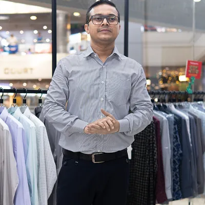Classic Seersucker Striped Shirt