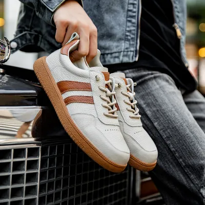 VERSATILE TRENDY BREATHABLE SNEAKERS GB-1968