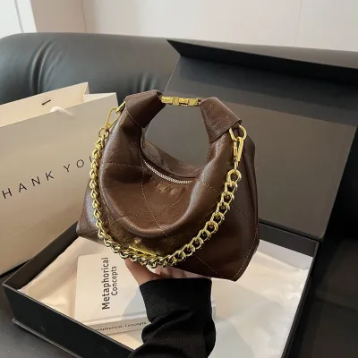 DIAMOND CHAIN  SOFT LEATHER DUMPLING  WOMEN'S BAG GB-6292BR