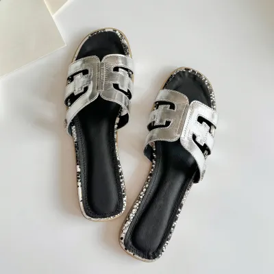 KOREAN-STYLE VERSATILE CASUAL FLAT SANDALS GB-5851
