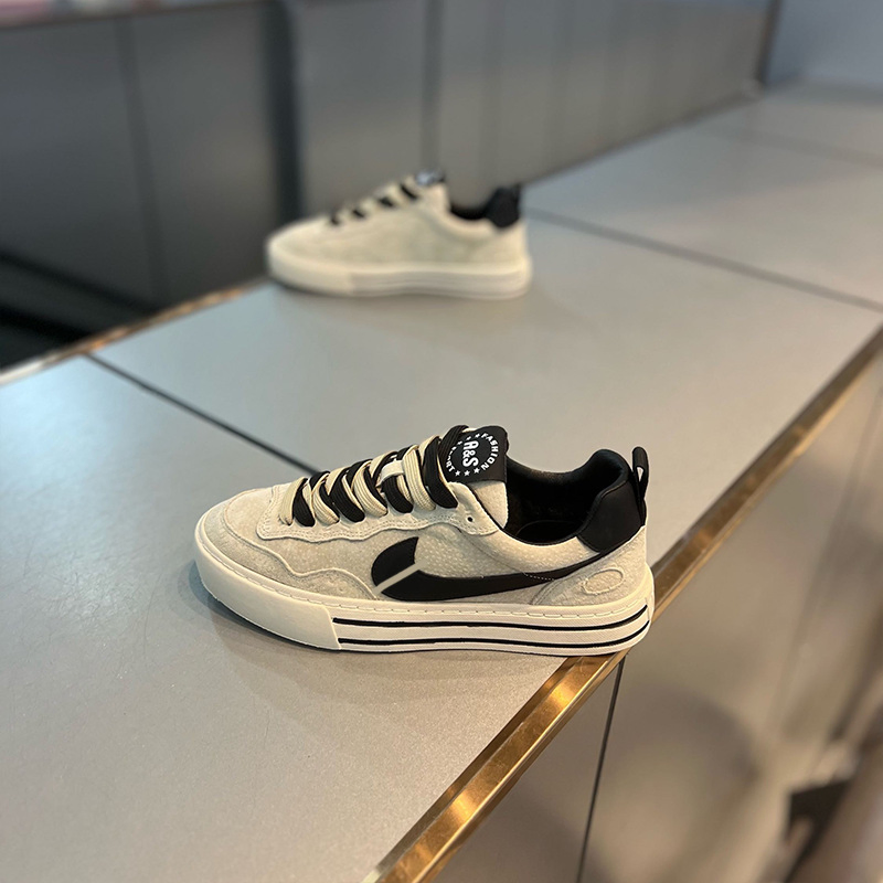 VERSATILE LIGHTWEIGHT AND COMFORTABLE CASUAL SHOES GB-5818