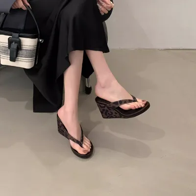 OUTERWEAR THICK SOLE CASUAL WOMEN'S SANDALS GB-8823