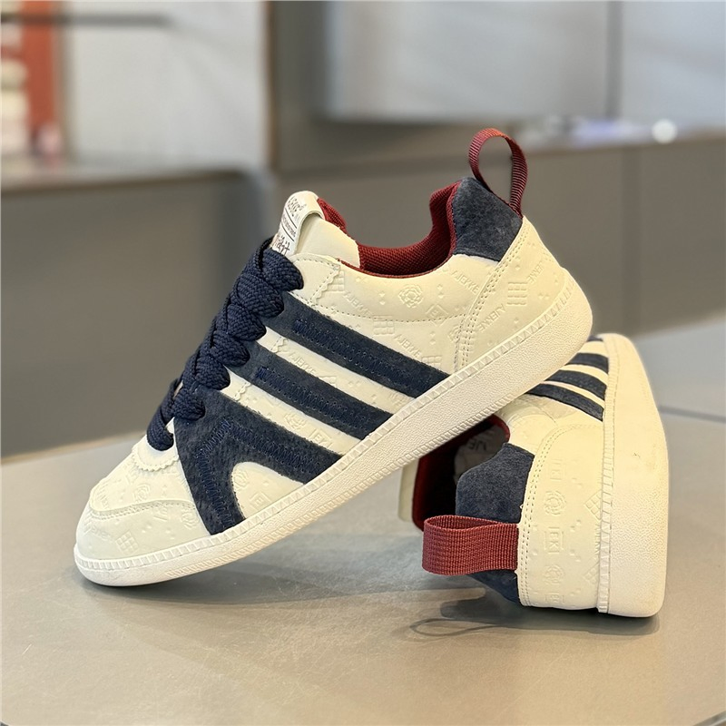 VERSATILE STYLISH COMFORTABLE SNEAKERS GB-K800