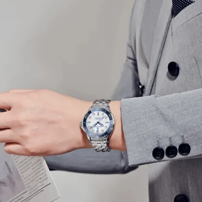 Pagani Design Seamaster White with blue accents Dial Men's Watch