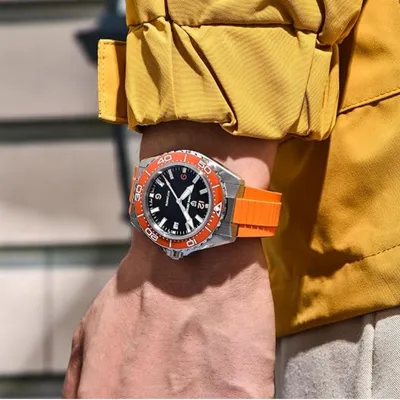 Pagani Design Orange Dial Diver's Men's Watch