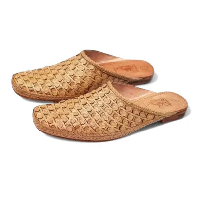 Handcrafted Leather Sandals – Timeless Tradition & Comfort