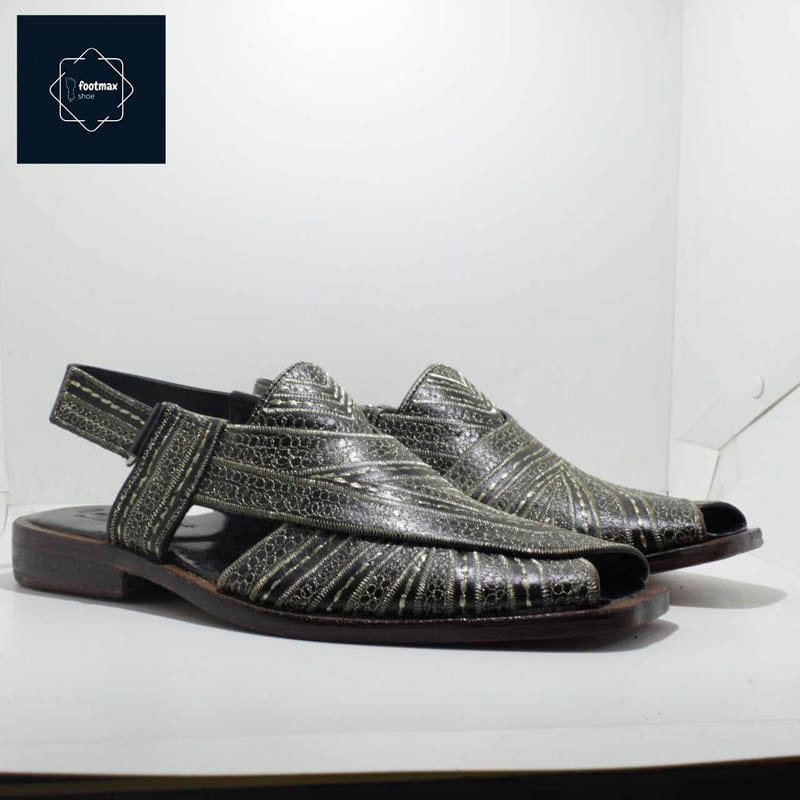 সুন্দর ও আরামদায়ক চামড়ার কাবুলি এমব্রয়ডারি স্যান্ডেল