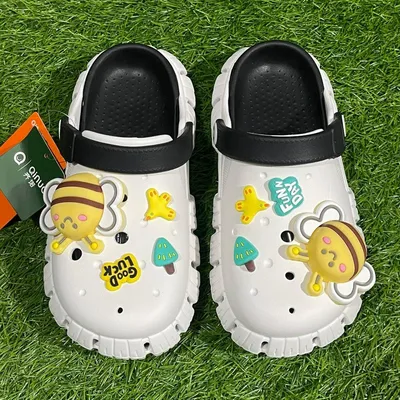 Women’s Perforated Clogs Unique waterproof slipper  Women’s Perforated Clogs & Unique waterproof slipper