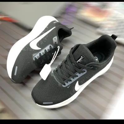 Nike Running Shoes Lightweight Comfort & Sleek Performance Black Sage White
