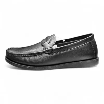 Black Leather Loafers Sleek Moc-Toe Design with Braided Strap