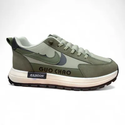  Olive Green GUO CHAO Sneakers Street-Ready Style with Retro Emblem